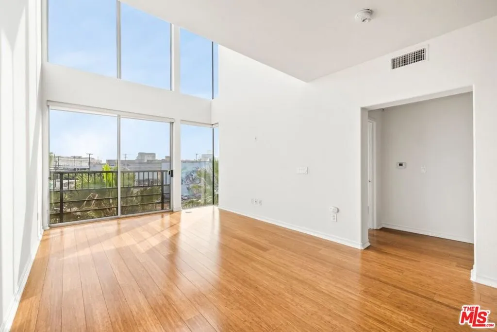 629 Traction Avenue 403, Los Angeles, California 90013 home-pic-3